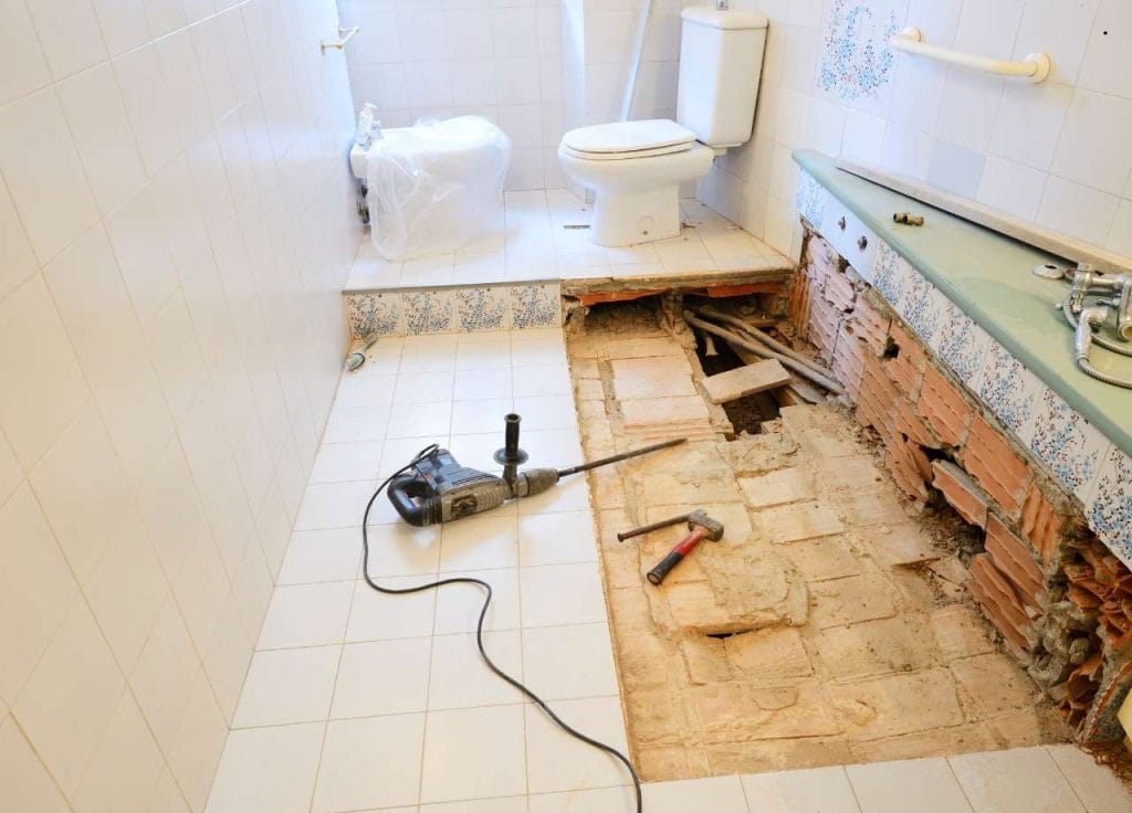 Bathroom Remodel: 7 Ways To Save And Upgrade 1 Customized Bathroom Remodel